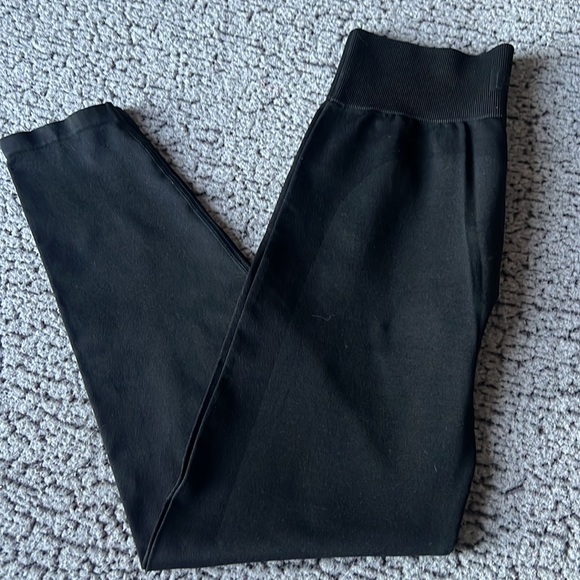 PINK Black Leggings - Picture 10 of 11